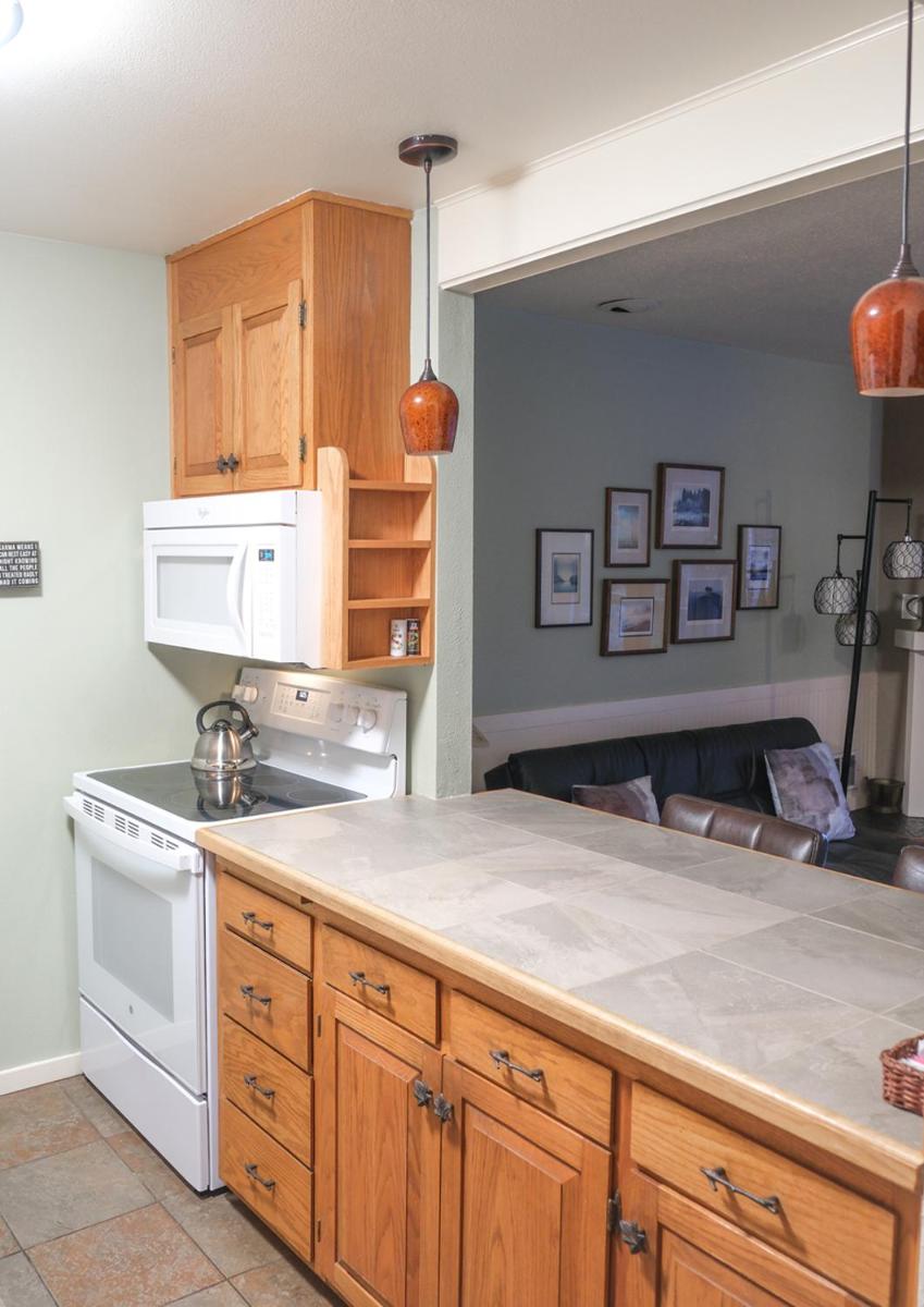 The Landmark Inn on Orcas Island - Housity