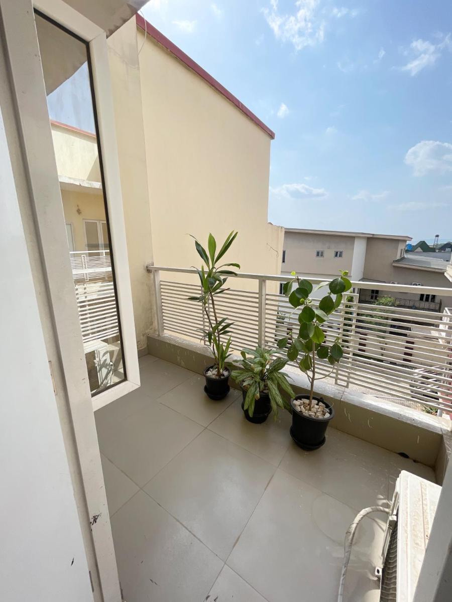 Suitetrails - Cozy And Serene Studio Apartment