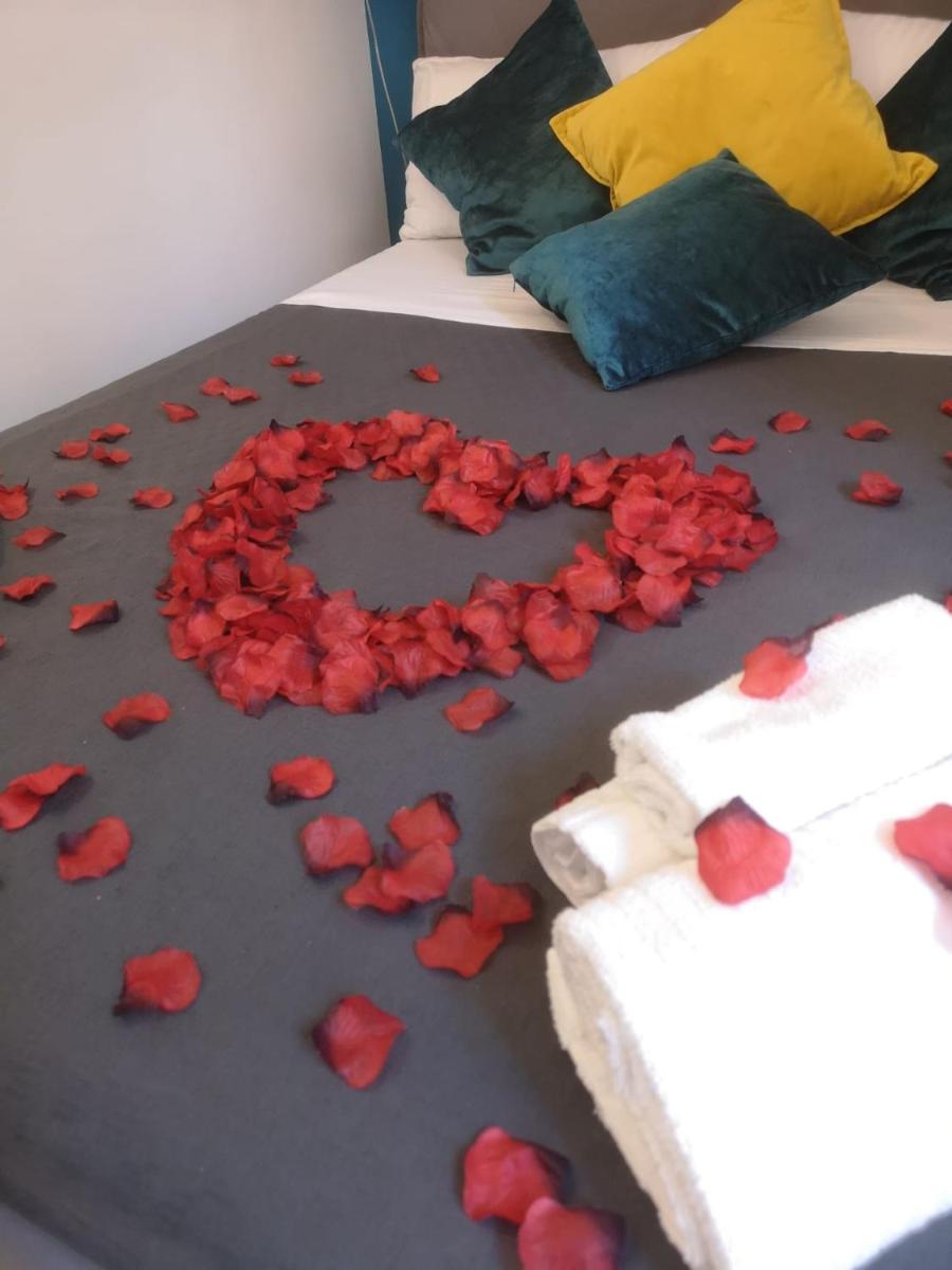 JEF Apartments Fontana di Trevi Loft, Roma - Housity