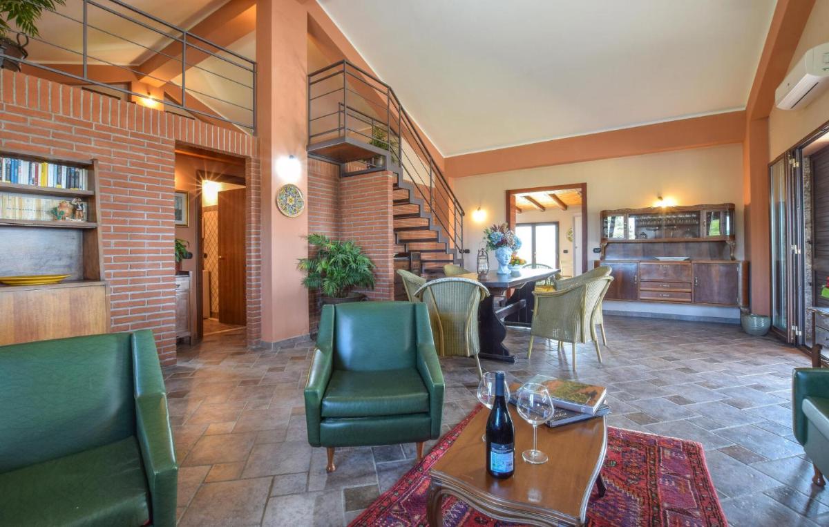 Villa Aura - Housity