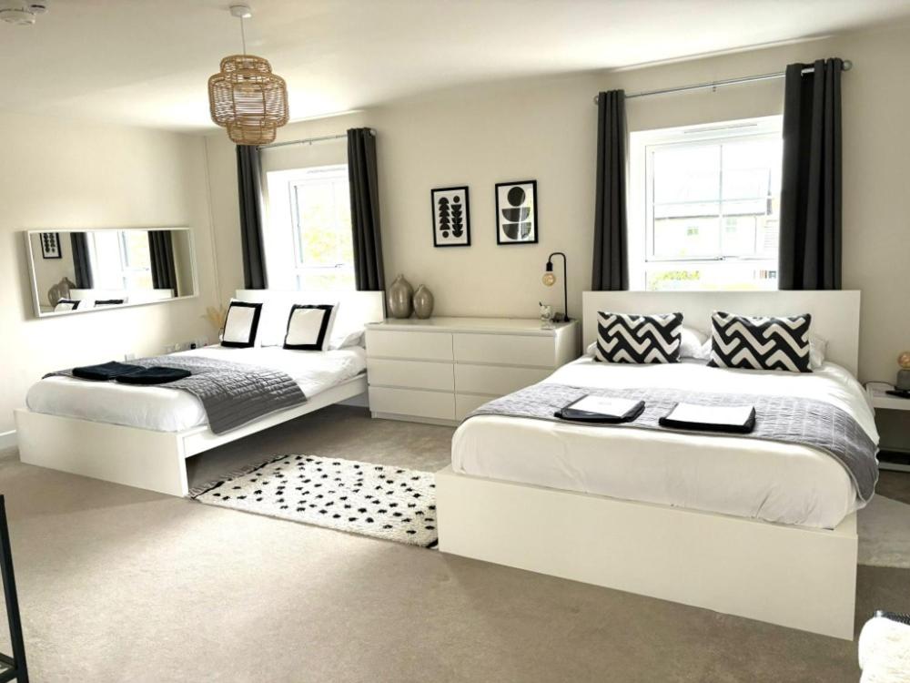Stansted Coach House - Housity