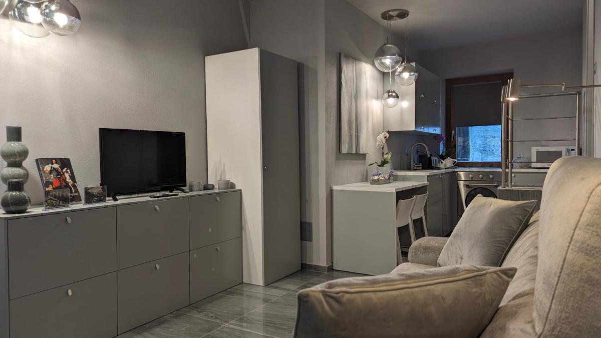 LA VIA DEL SALE accommodations holidays - Housity