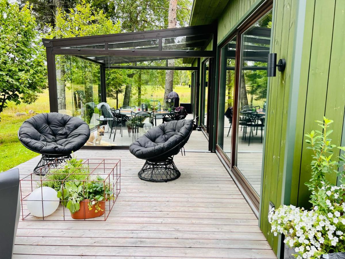 House and sauna where city comforts meet nature - Housity