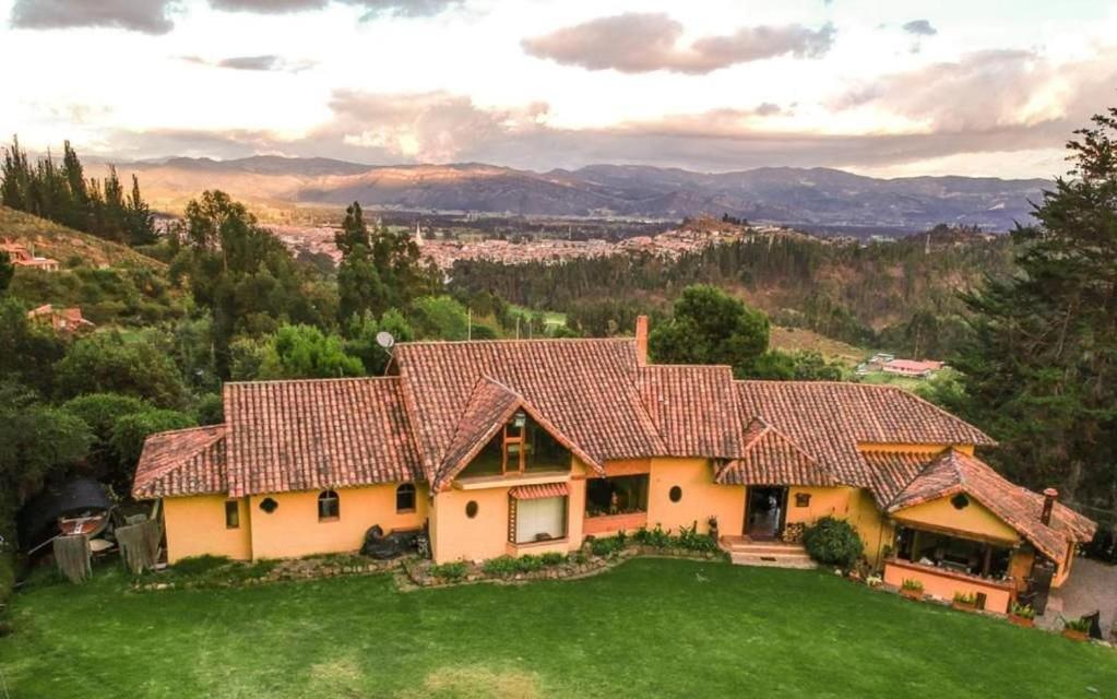 Chalet Campestre la Peseta - Housity