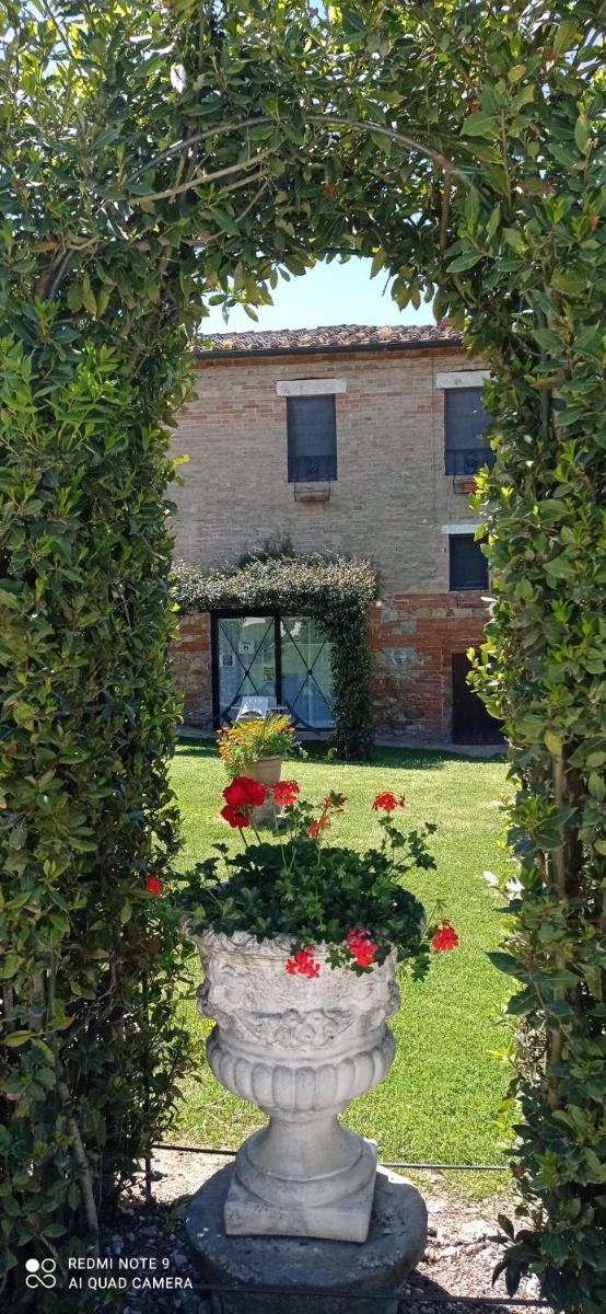 Tenuta Di Argiano A Montepulciano - Housity