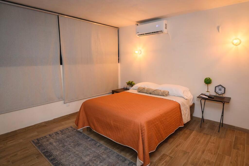 Departamento de 2 recamaras con 2 aires acondiconados, parking, wifi 70mb, refrigerador, micro,fregadero,licuadora,parrilla, cocina, D5 - Hizvo