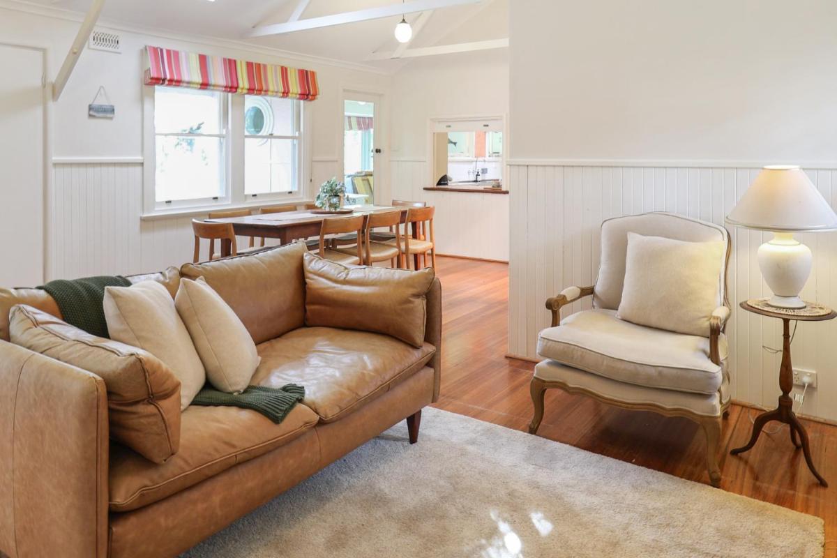 Pink Cabin By Host on the Coast - Housity