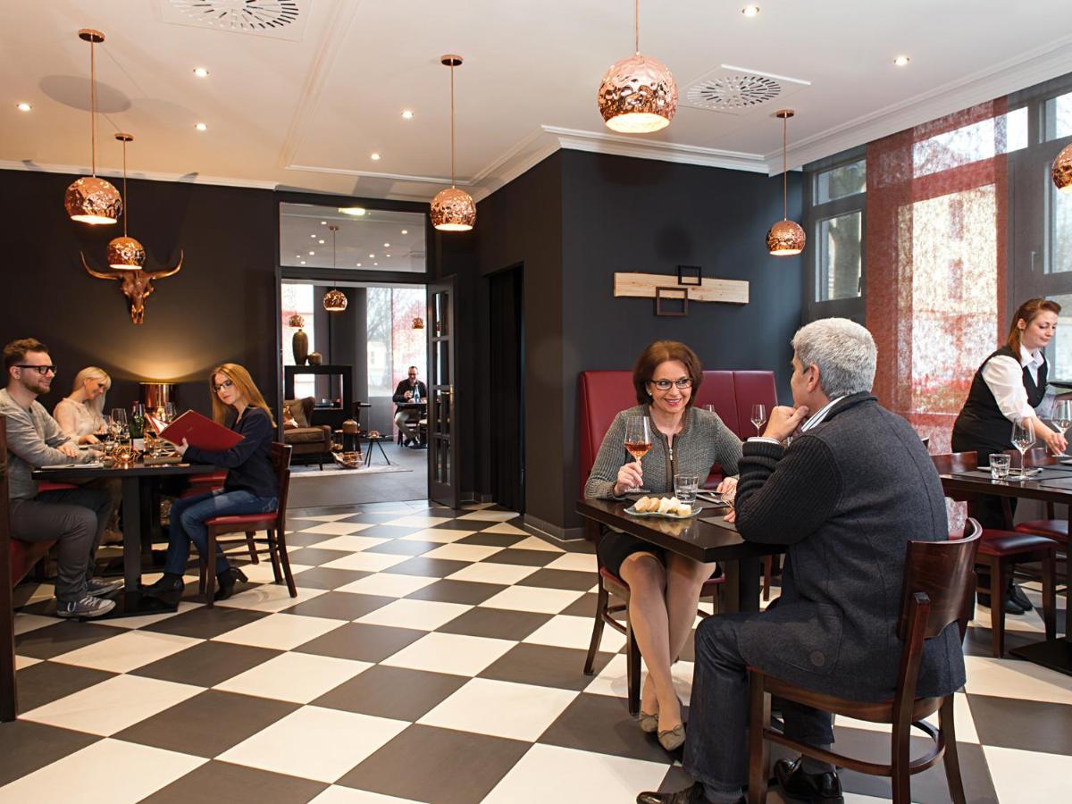 Victor's Residenz-Hotel Saarlouis - Housity