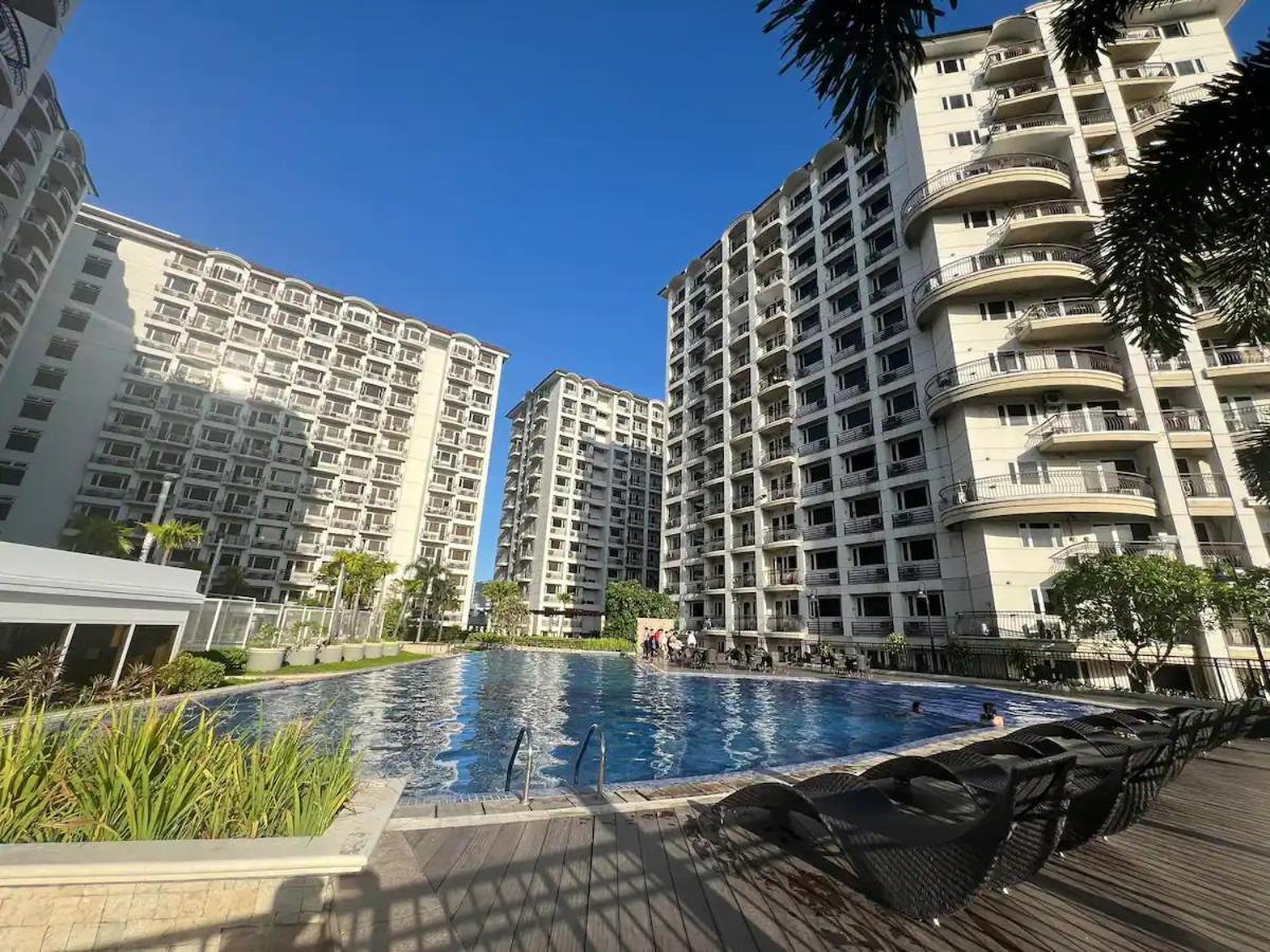 Solemare Parksuites Condominium - Housity