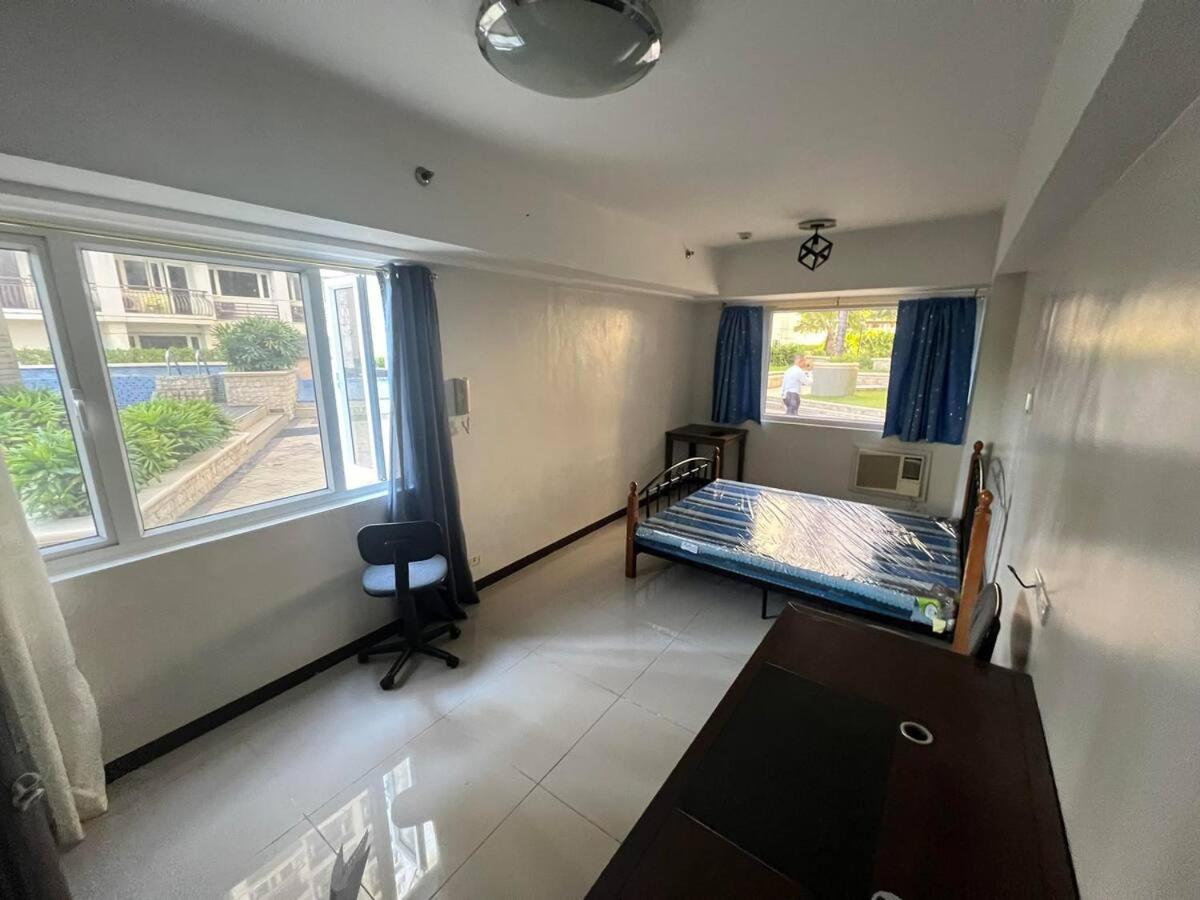 Solemare Parksuites Condominium - Housity