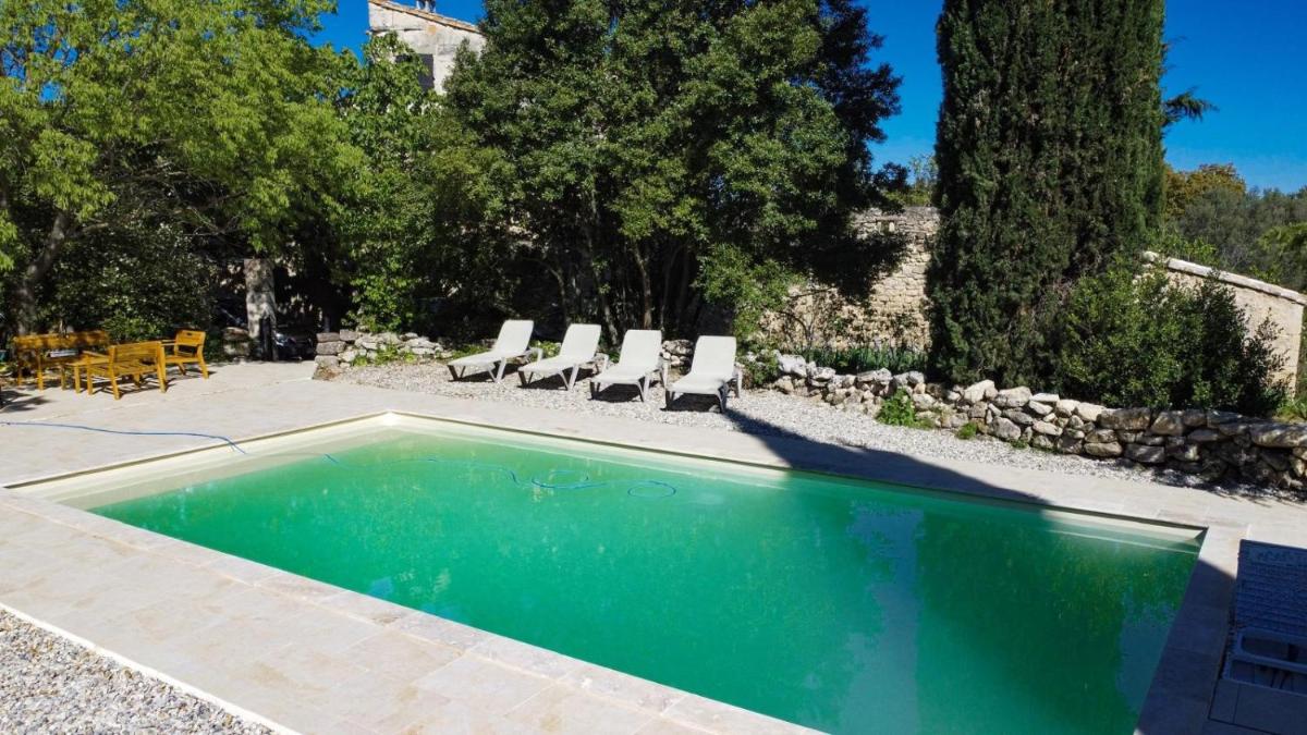 Nouveau! Mas provençal - charme et nature - à 2 pas de Sommières - Housity