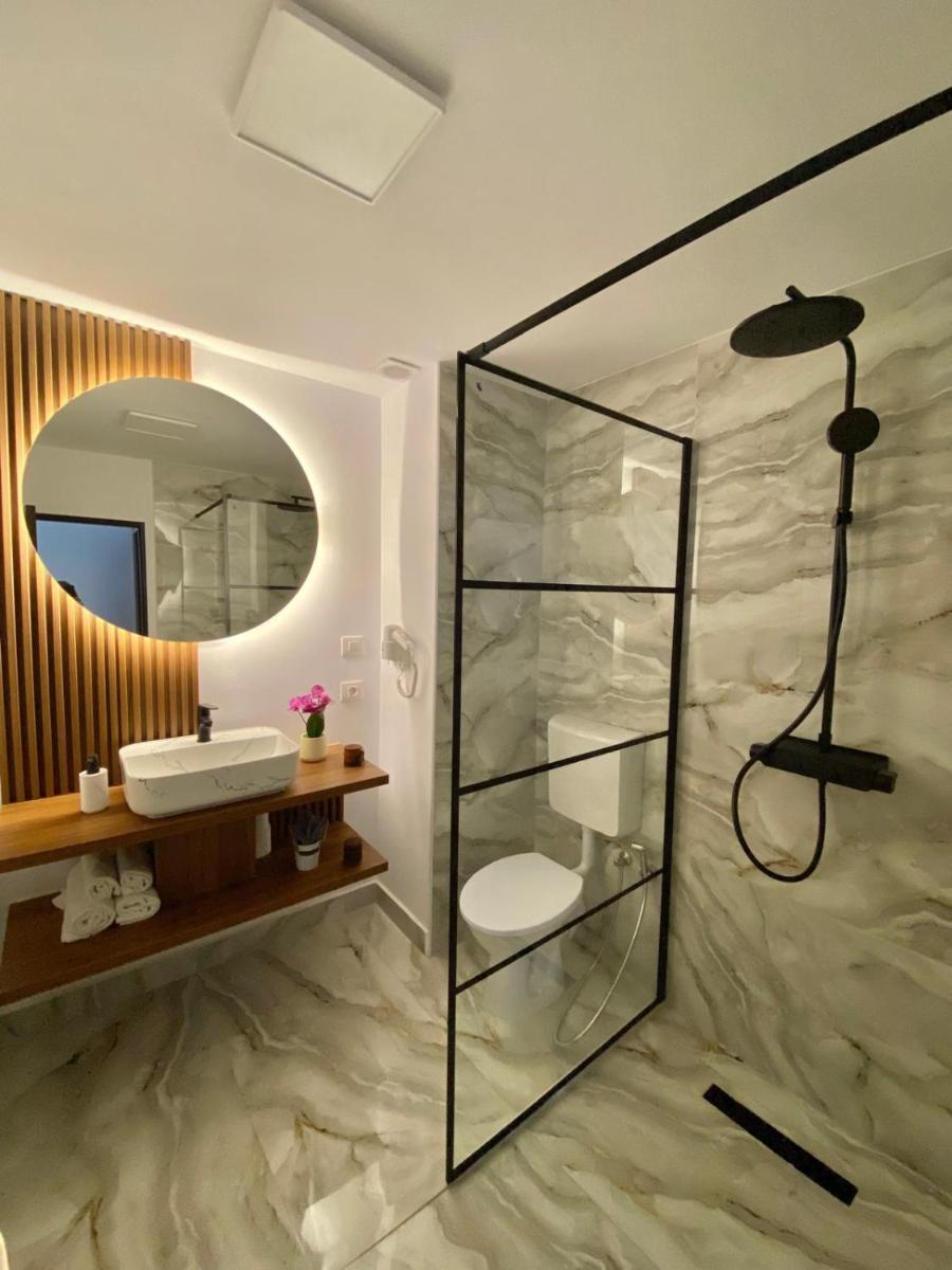 Pensiunea Liziera - Housity