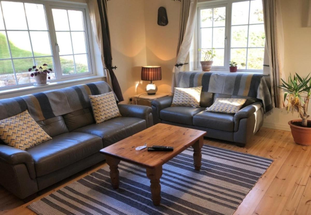 Benglenisky House, Ballynahinch - Housity