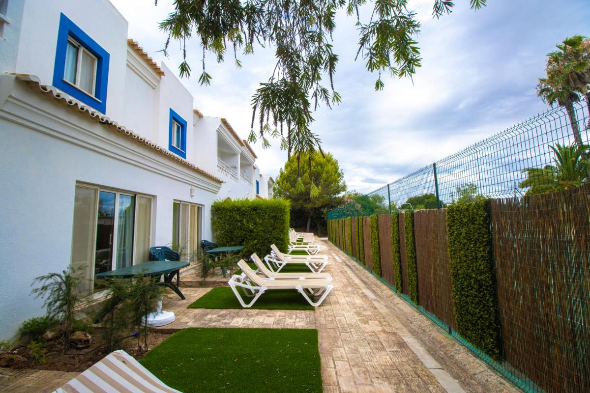 Um jardim no exterior de Pestana Palm Gardens