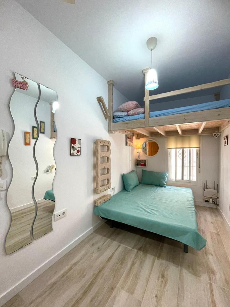 PRECIOSO Y PEQUEÑO LOFT CENTRO DE CONIL - Housity