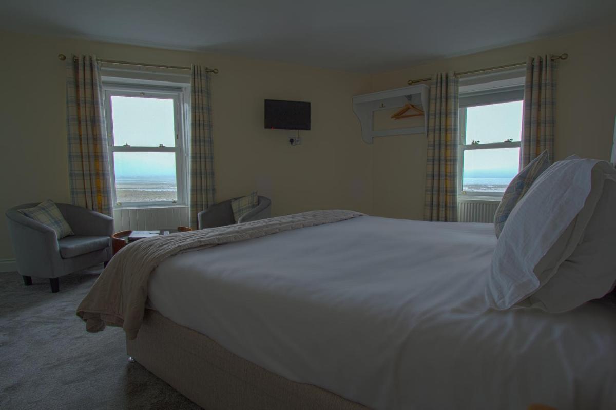 The Harbour Inn - Housity
