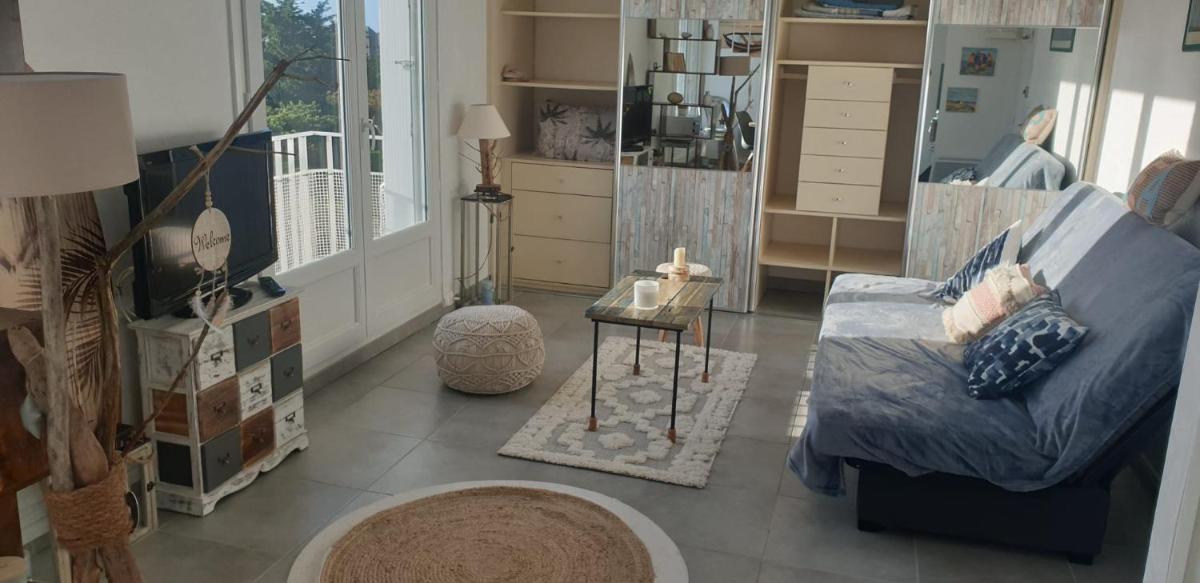 Joli studio vue sur mer ! - Housity