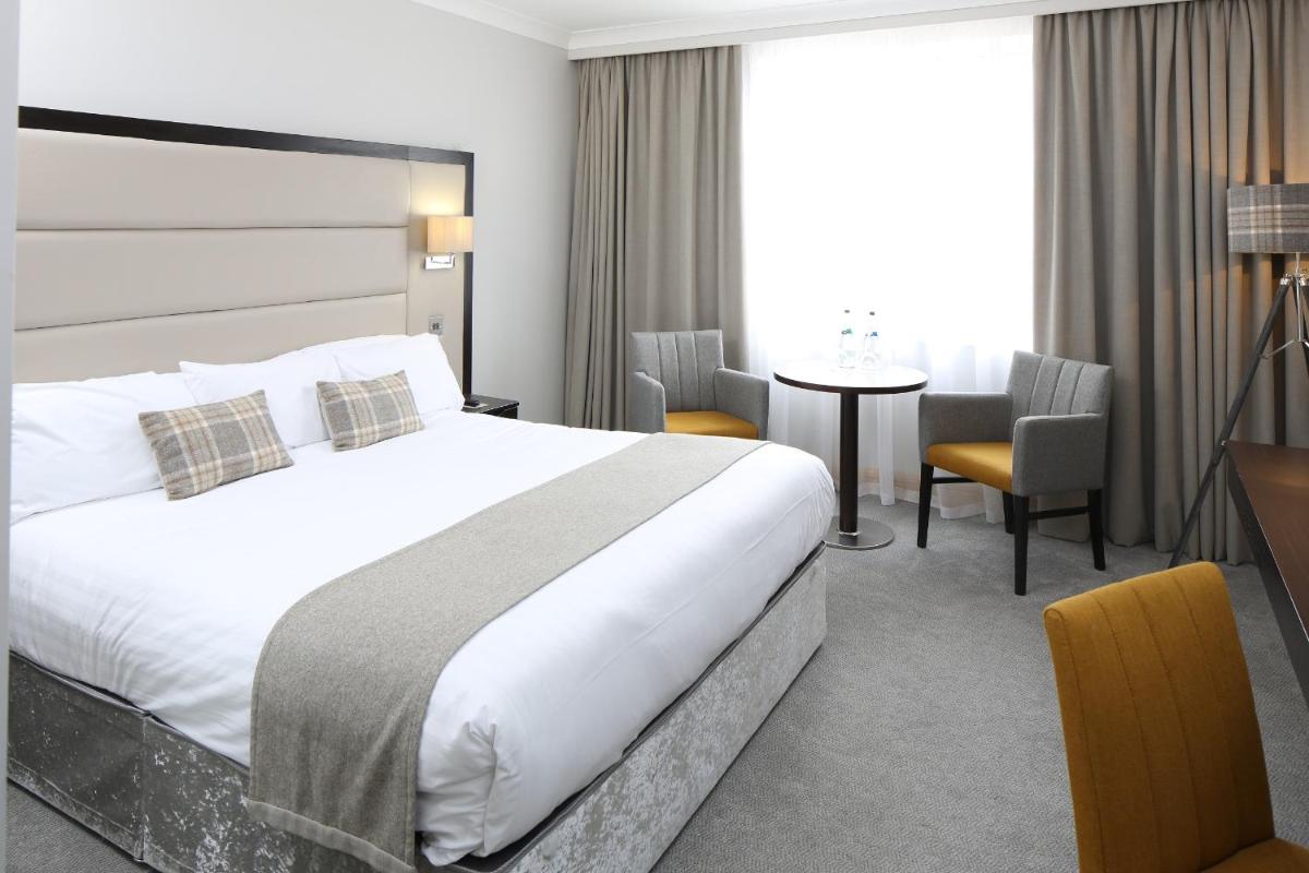 Menlo Park Hotel - Housity