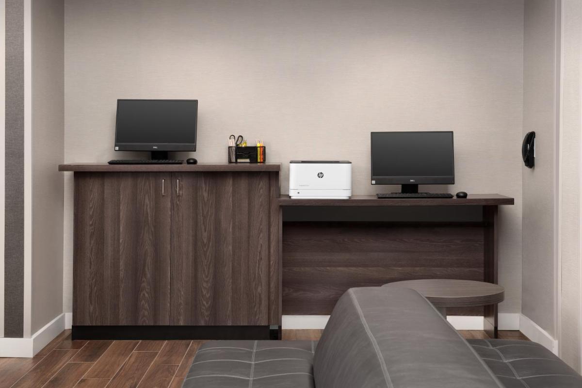 Residence Inn by Marriott Fresno Clovis - Housity