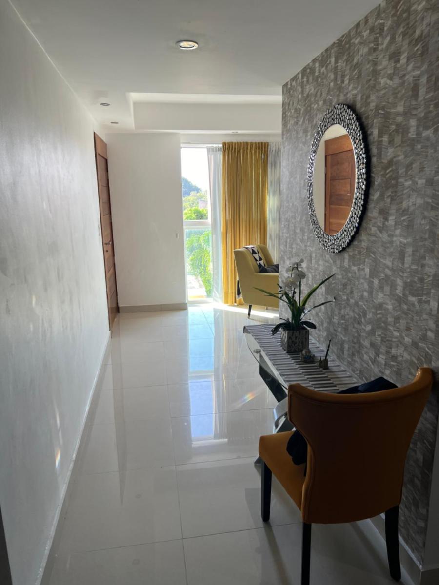 Apartamento en Vista Hermosa, Santo Domingo Este - Housity