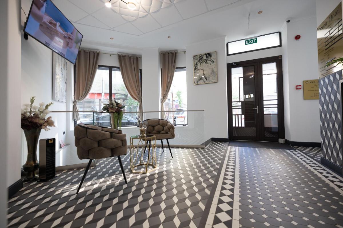 Opera Hotel - Housity