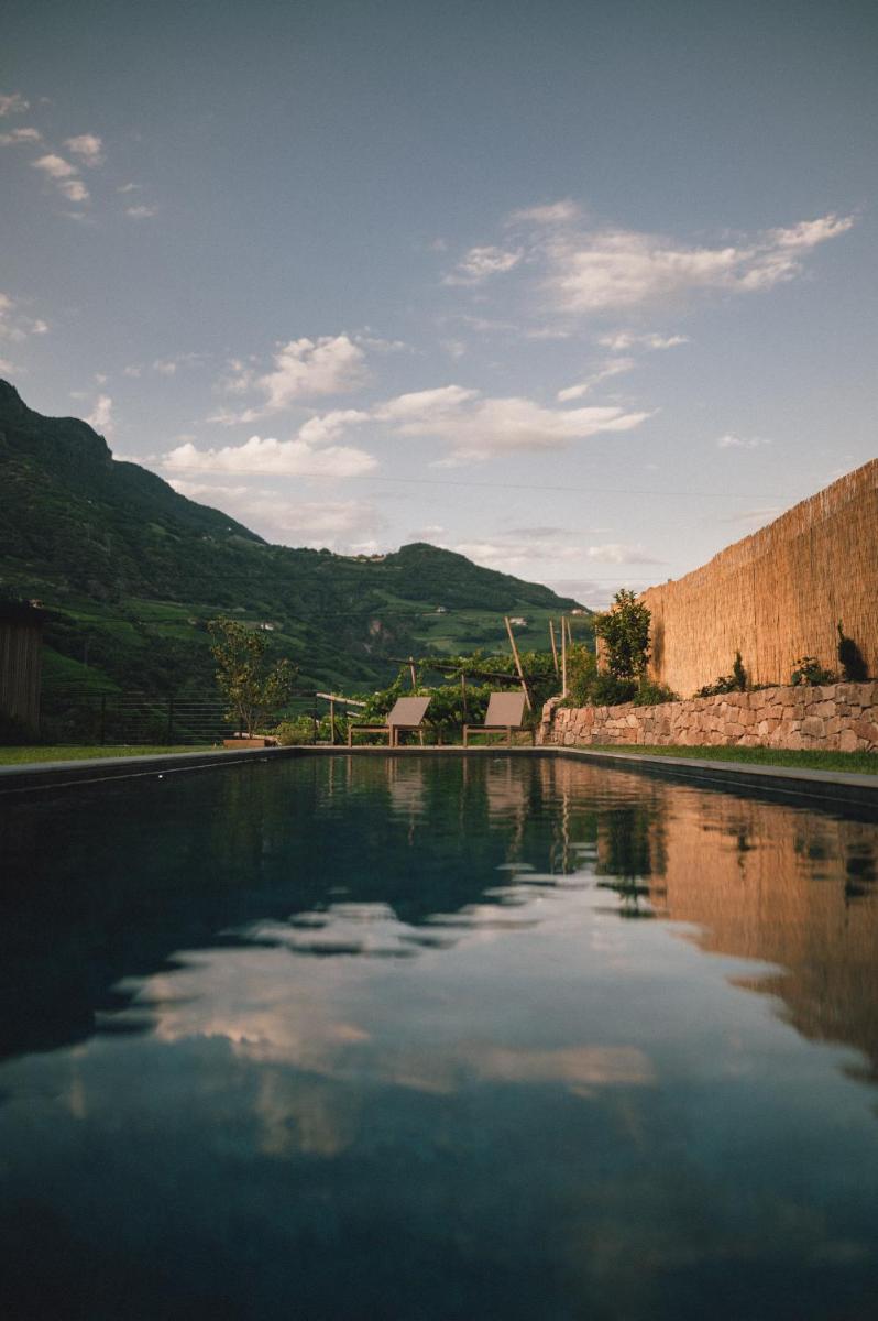 Pitzner - Winery & Suites - Housity