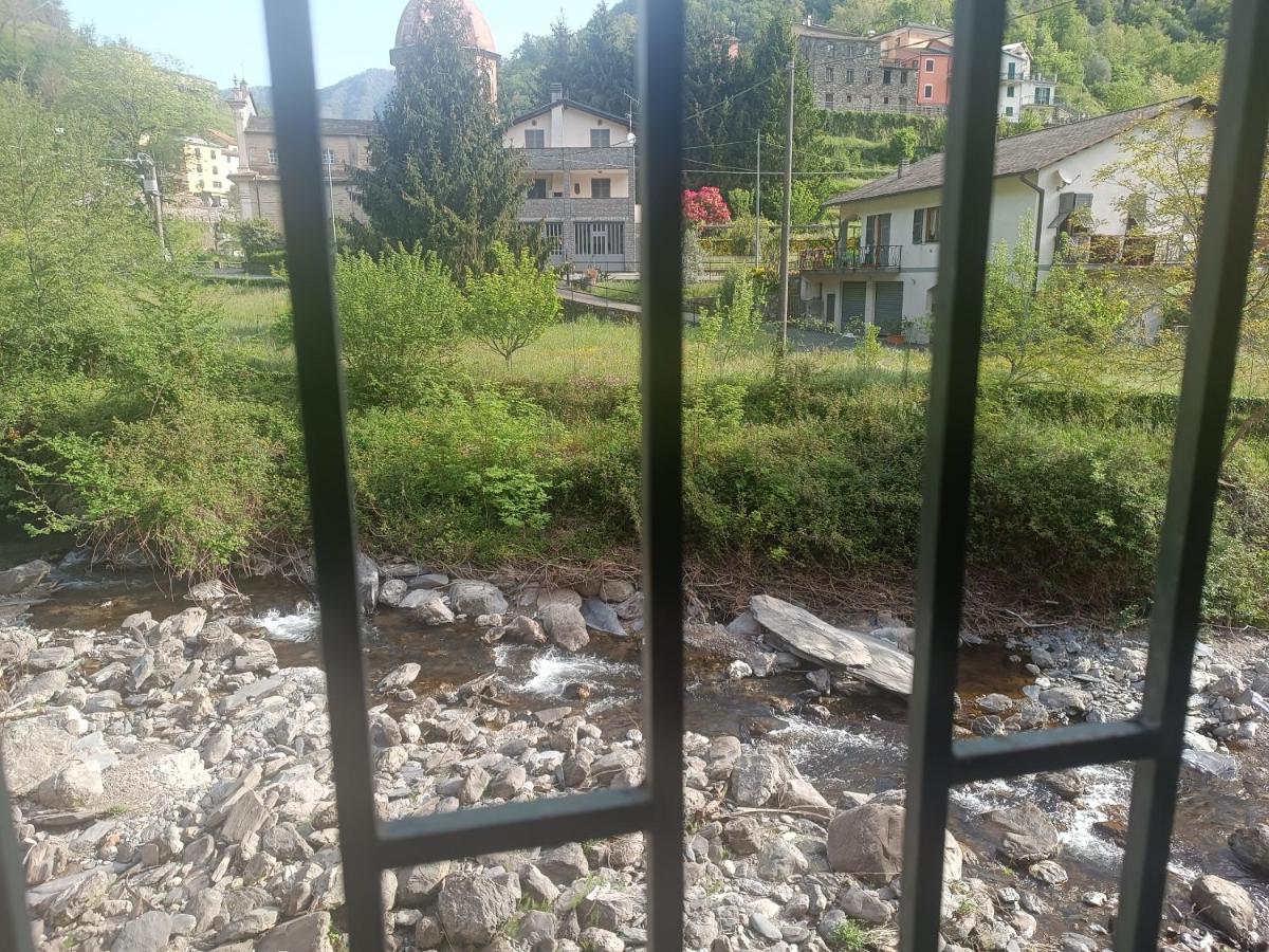 La casetta sul fiume - Housity