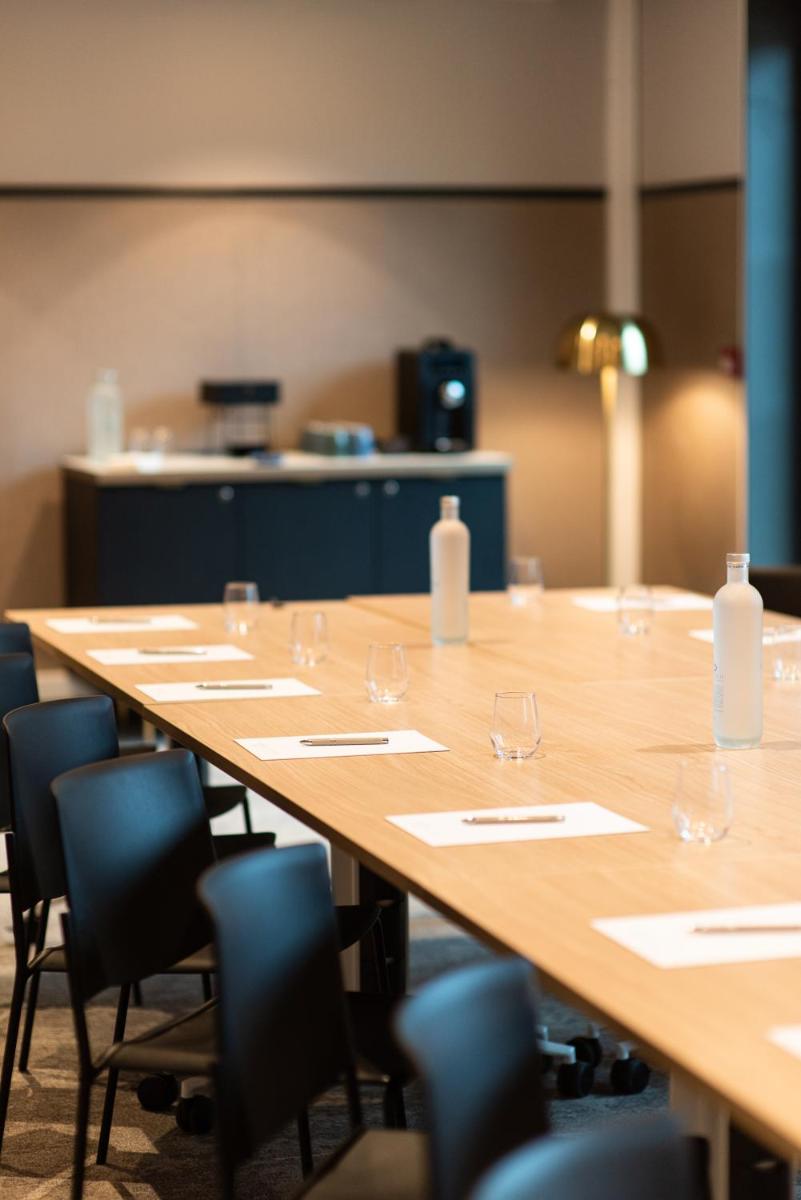 Restaurant ou autre lieu de restauration dans l'établissement La Maison OBONO Hôtel & Spa