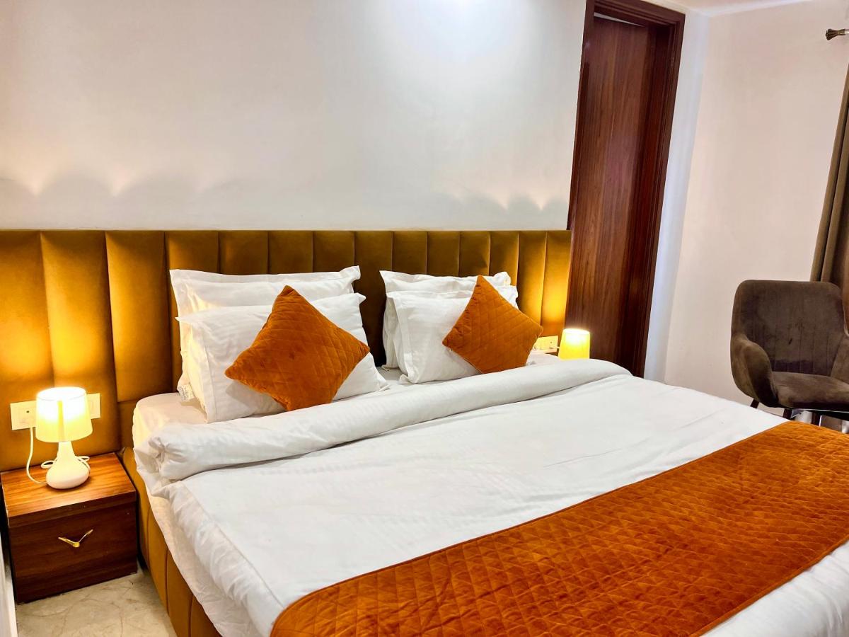 Sarla House - Housity