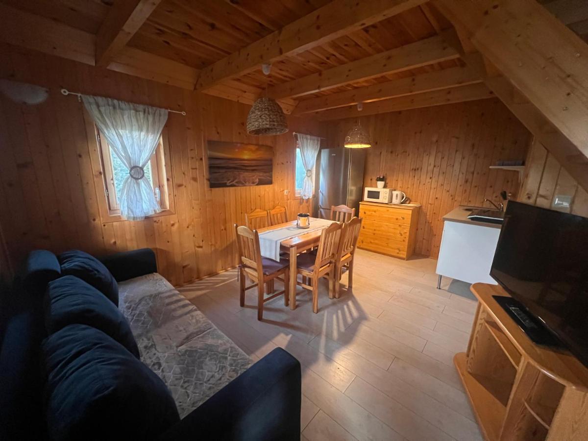 Domki i Pokoje Go?cinne Pod Brzoz? - Housity