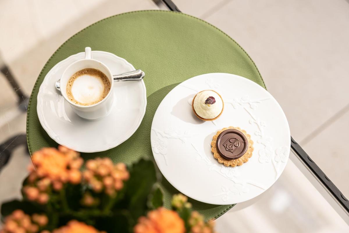 Nourriture dans l'hôtel ou à proximité