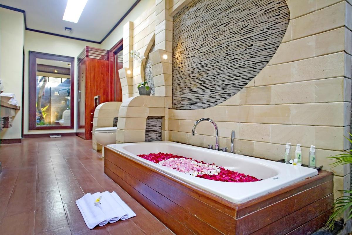 The Bali Dream Suite Villa Seminyak - Housity