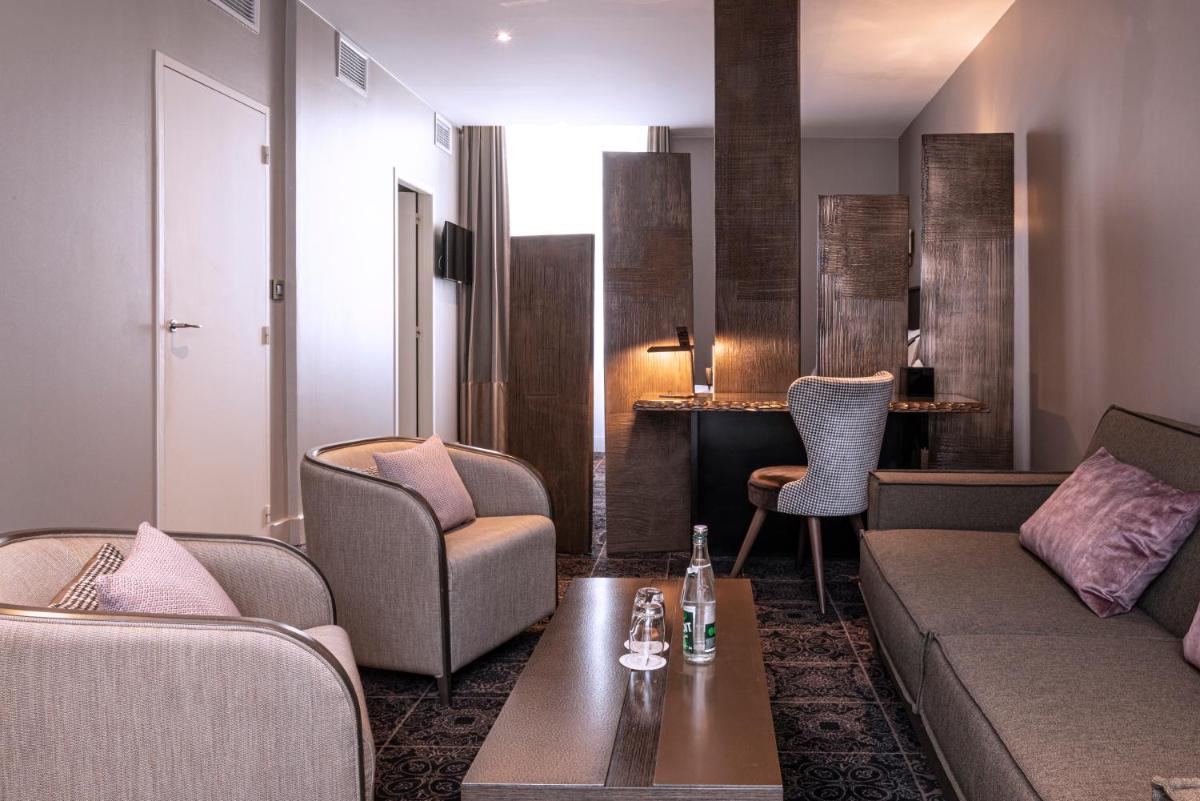 Coin salon dans l'établissement La Cour des Consuls Hotel & Spa Toulouse - MGallery Collection