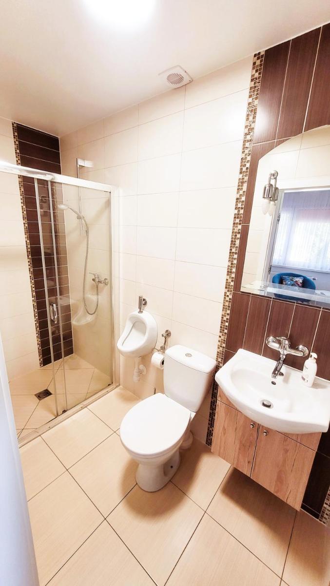 apartamenty nad jeziorem - Housity