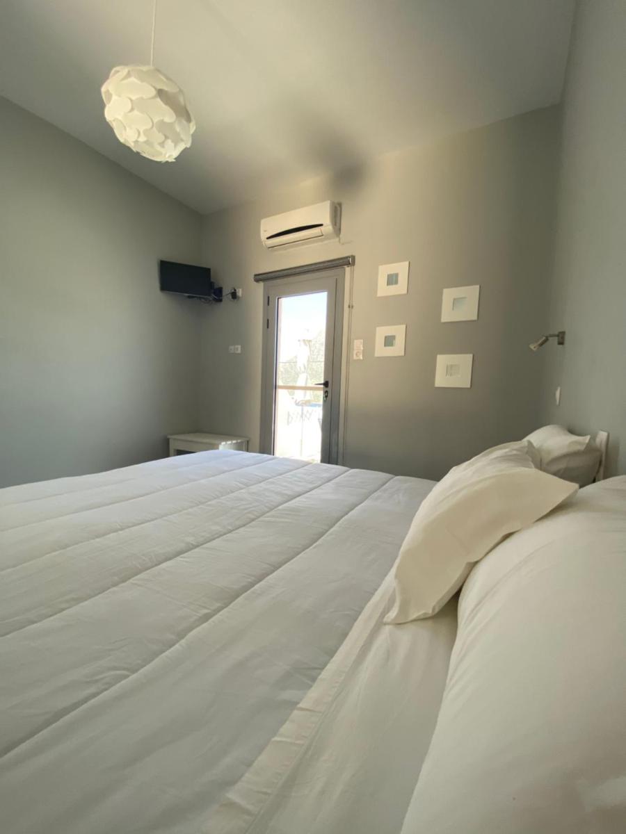 Nikolas Studios - Housity