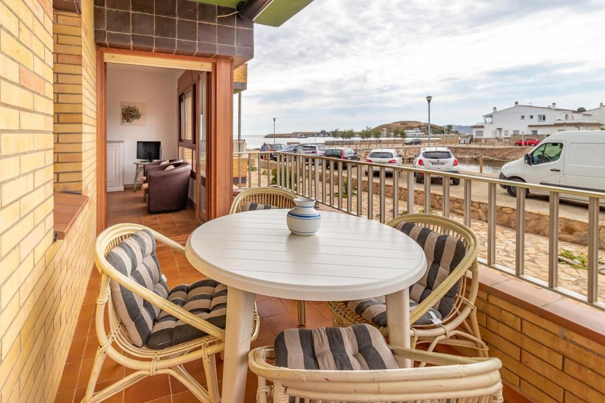 Sant Carles 22 - apartamento con vistas al mar - Housity