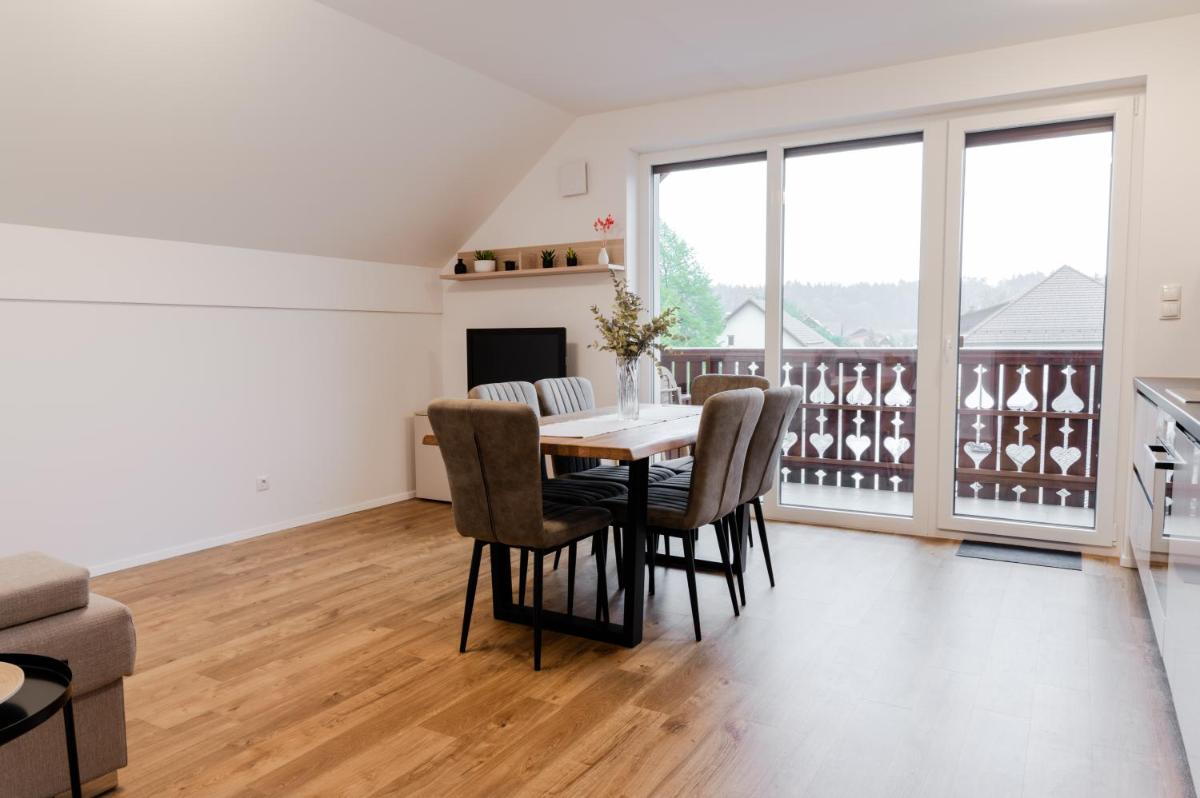 Apartments Naklo - Housity