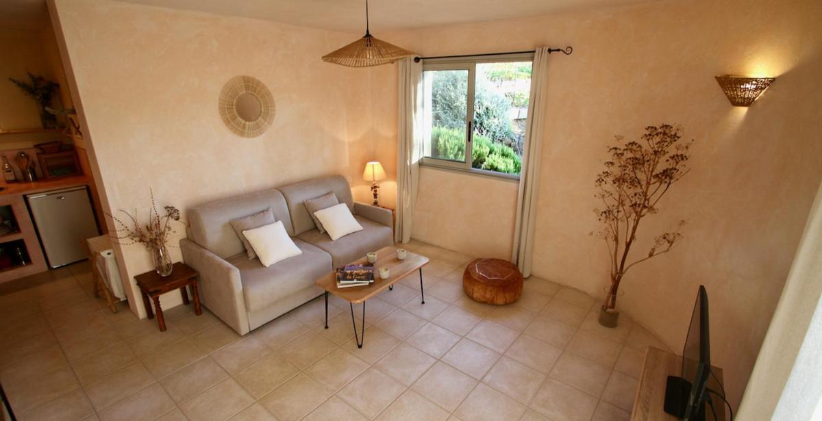 studio, vue sur mer et montagne - Housity