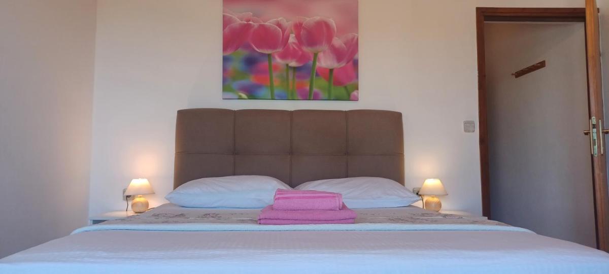 Apartments & rooms Mila - Housity