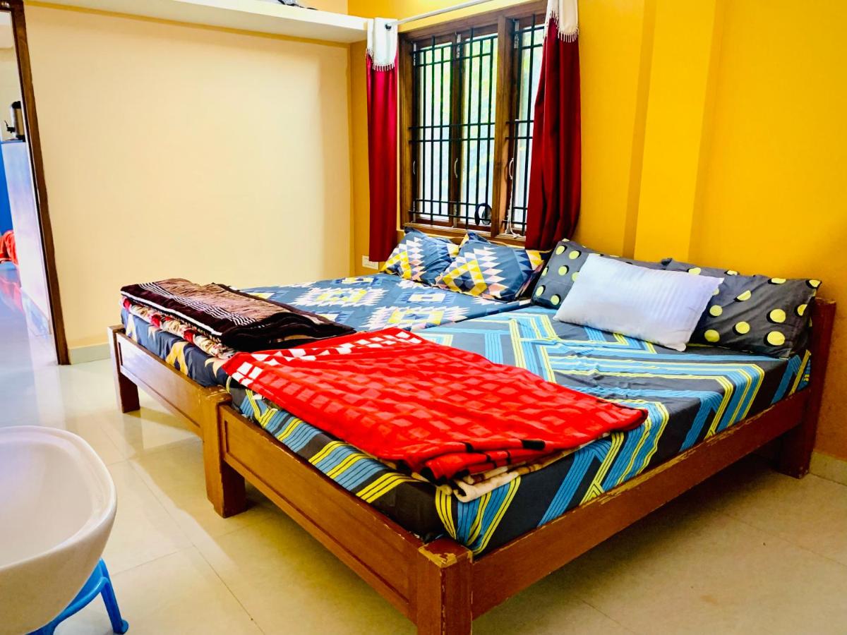 White House Resorts - Housity