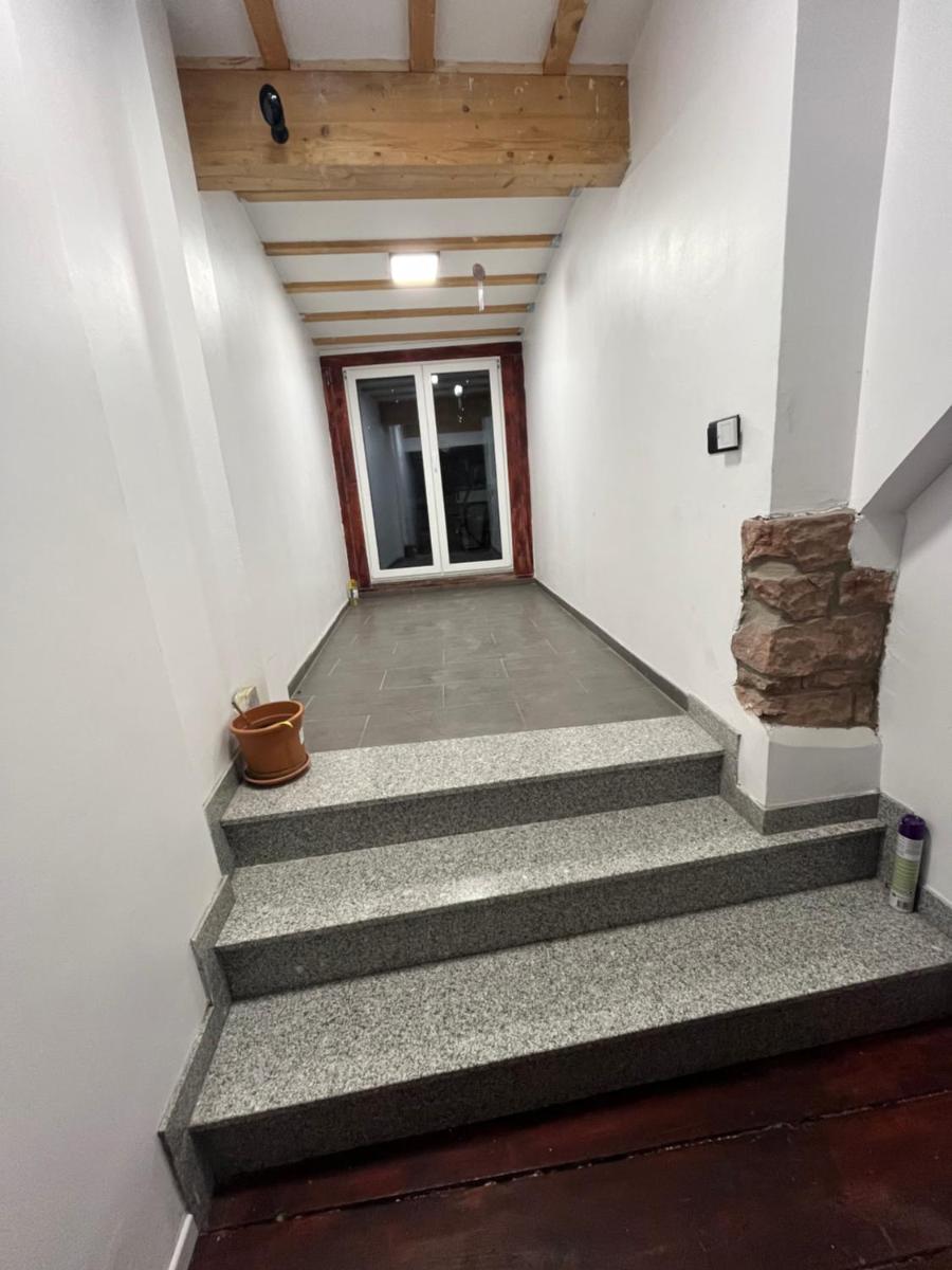 C&A Apartments - Housity
