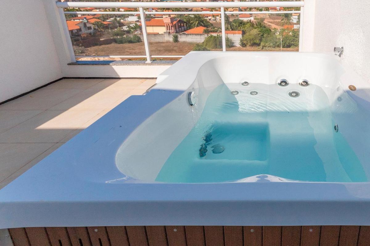 Beach Townhouses - Duplex com Jacuzzi by Carpediem - Housity