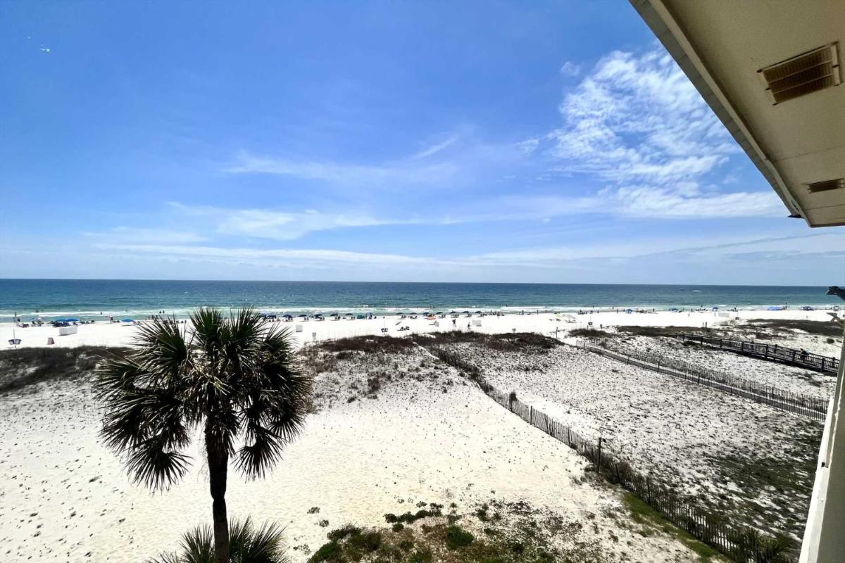 Southern Sands 306 Condo - Housity
