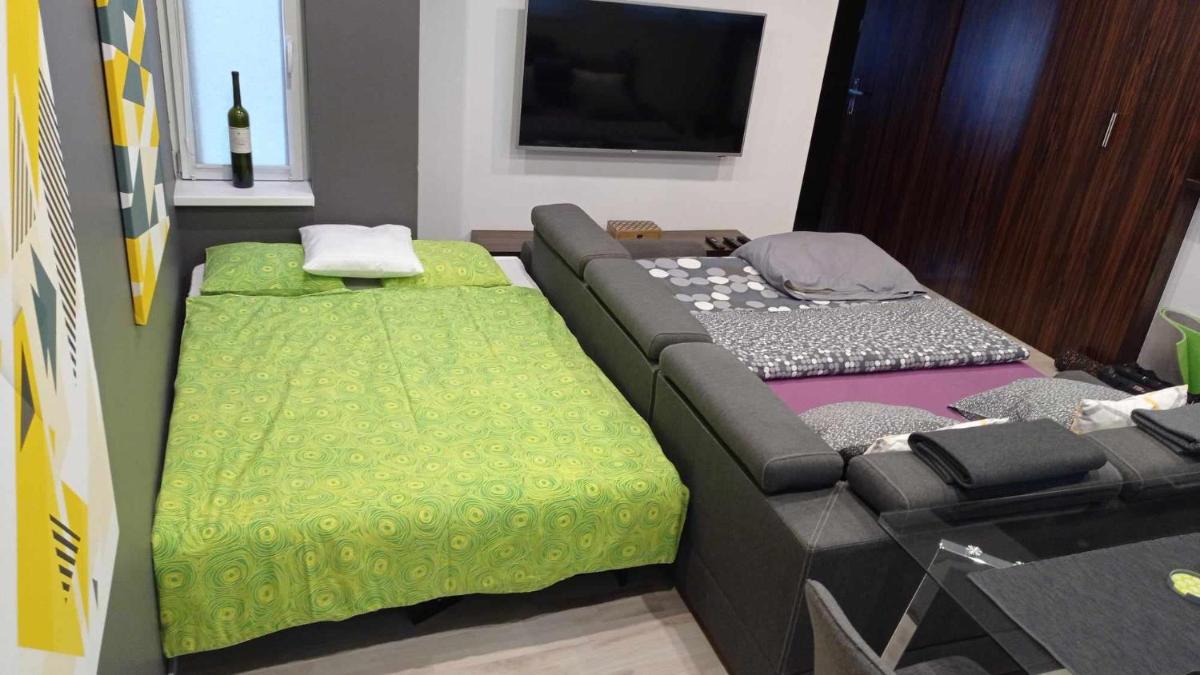 Apartament z 3 łóżkami dla 3 osób - Cisza i spokój- Nie na imprezy - Housity