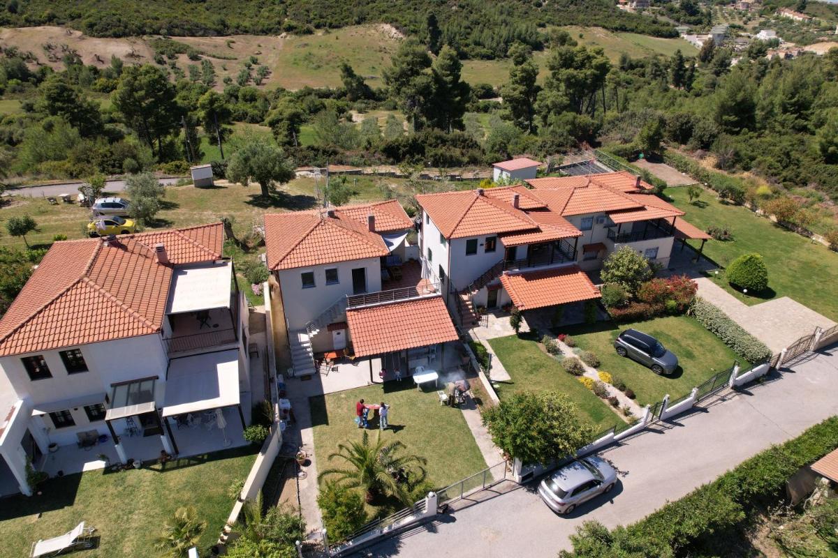 Aethra Nature's Sanctuary - Housity
