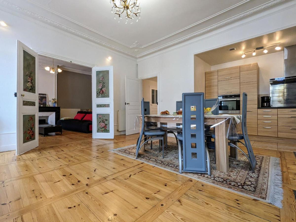 Appartement XIXe siècle - Centre-ville du Puy-en-Velay, 2 chambres, tout confort, proche monuments - FR-1-582-6 - Housity