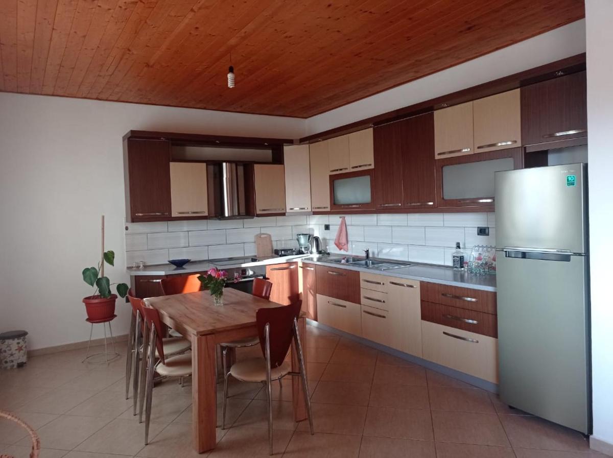 Private House Durres - Housity