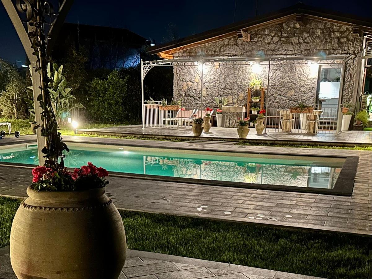 Casa Vacanze Villa di Loreto - Uso Esclusivo - Housity