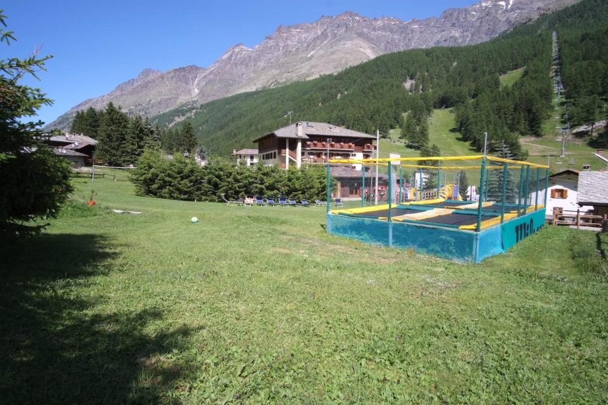 Hotel Granta Parey - Housity