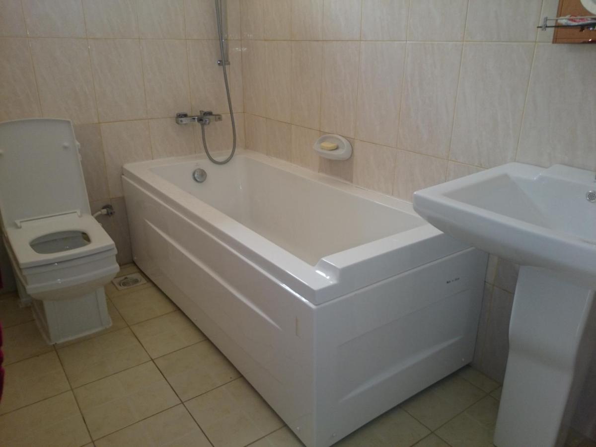 Itetemia Royal Inn - Hizvo